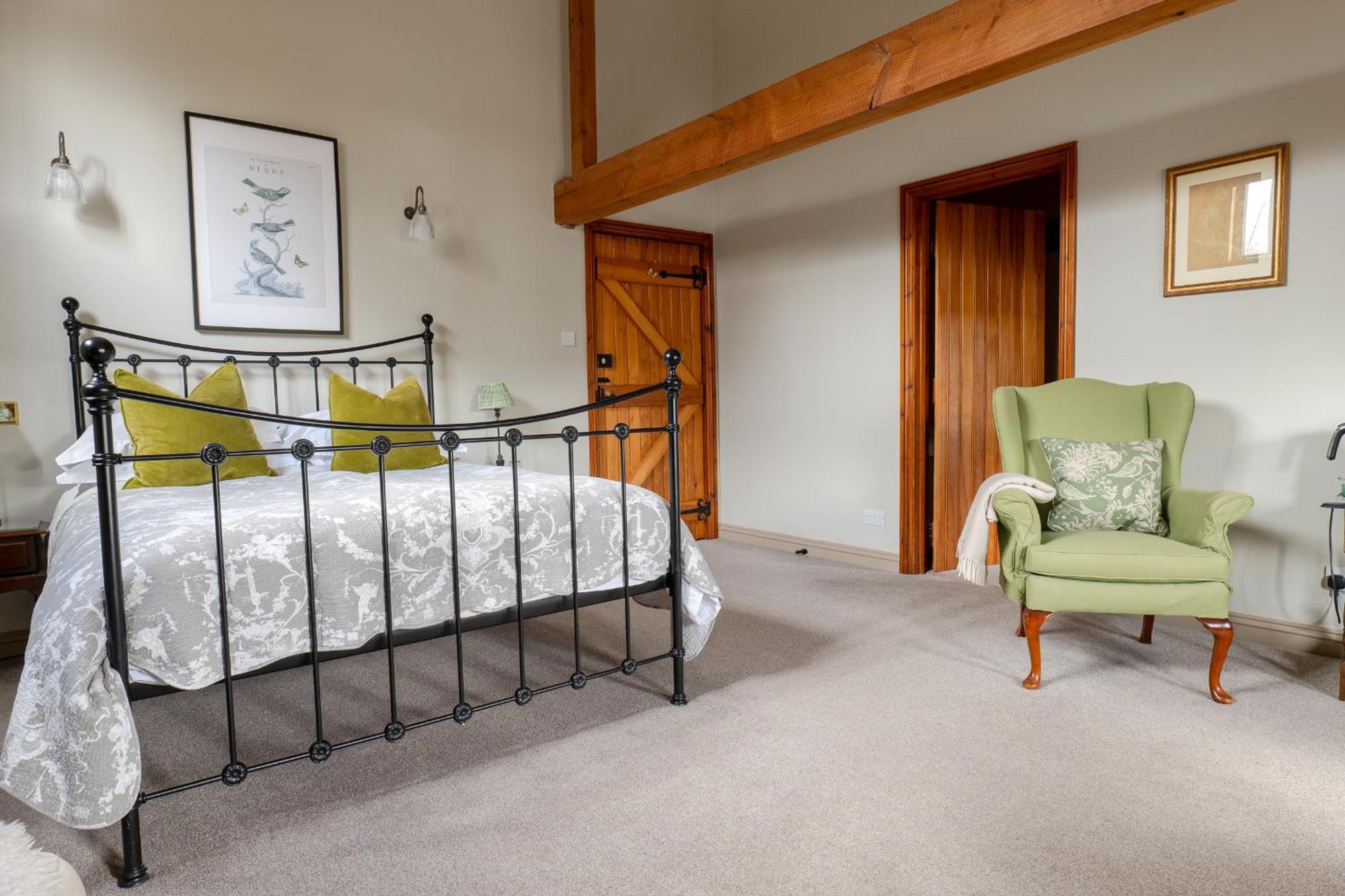 North Downs Barn Bed & Breakfast Rochester  Exterior photo